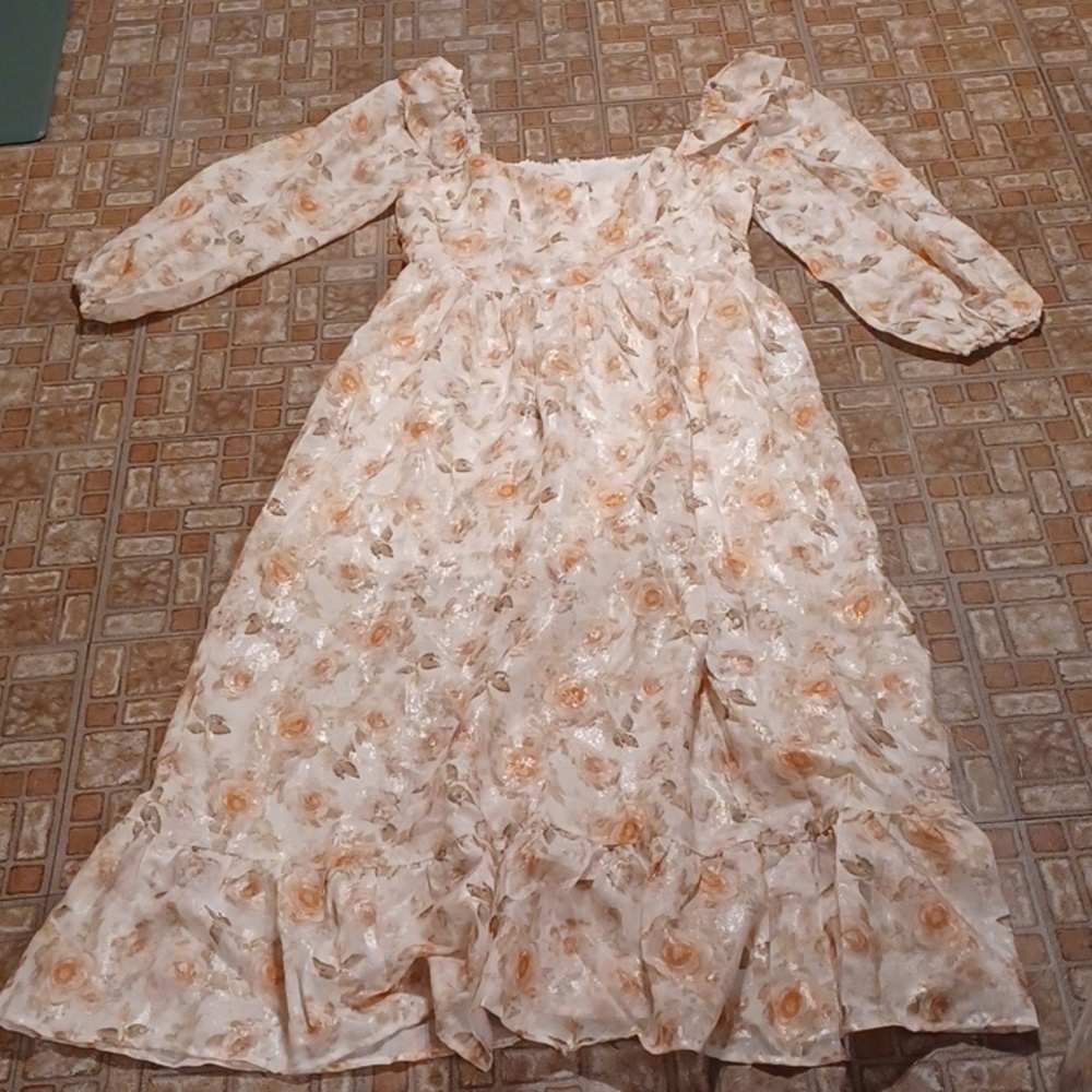 Maxi Dress with Flowy Fit Long Puff Sleeves Boho Floral Square Neck